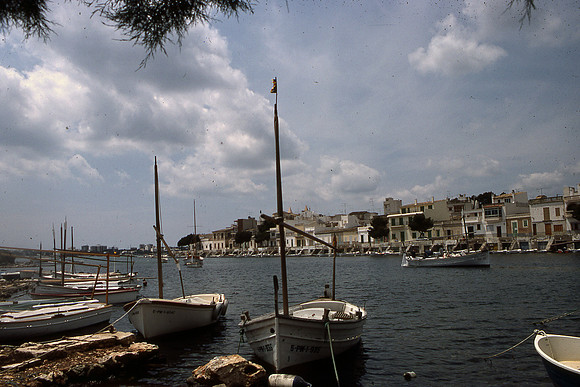 Es Port