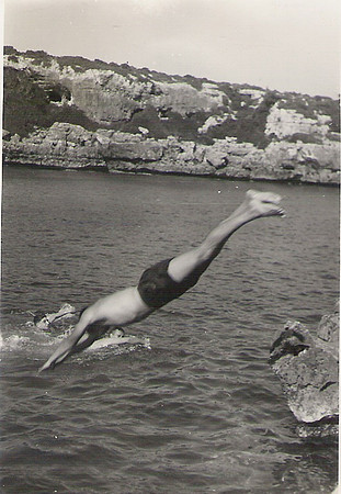 048 1960 E C Sanau