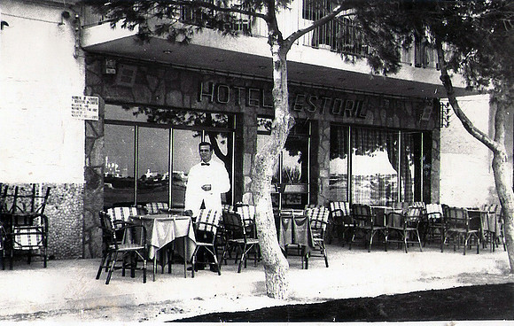 1953 Hotel Estoril