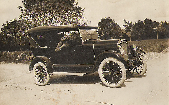 1925 Automovil