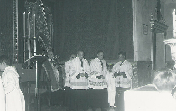 1973 Bendiccio amb la Vera Creu - Dia del Ram
