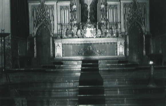 1958m Altar Major