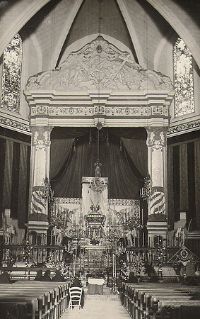 1940 Casa Santa - Parroquia