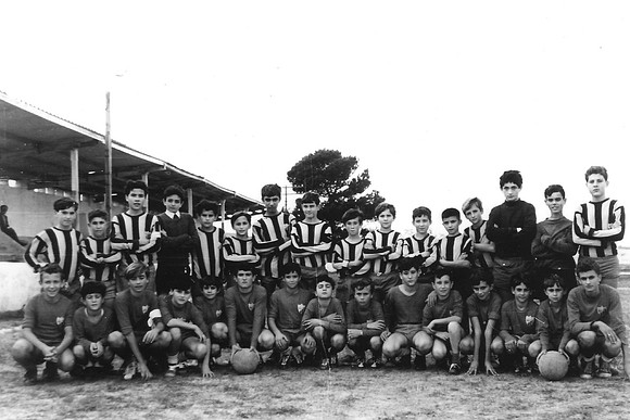 ES TORRENTO +-1969