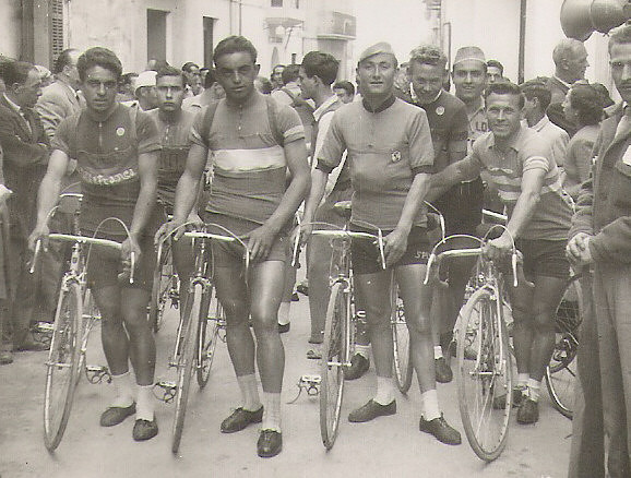 1945 Ciclistes