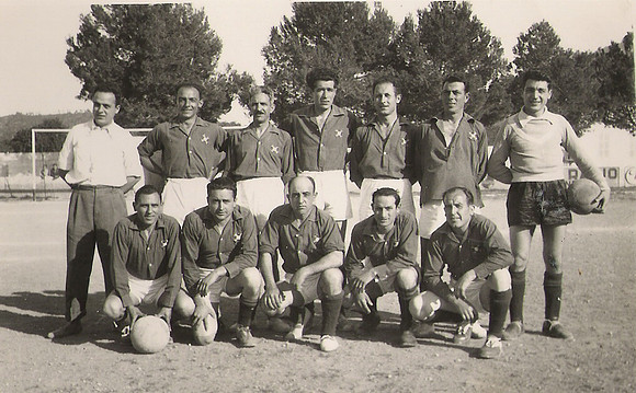 1950 Explorar