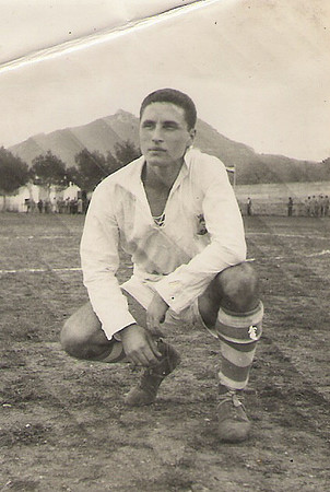 1951 En Toni Simo
