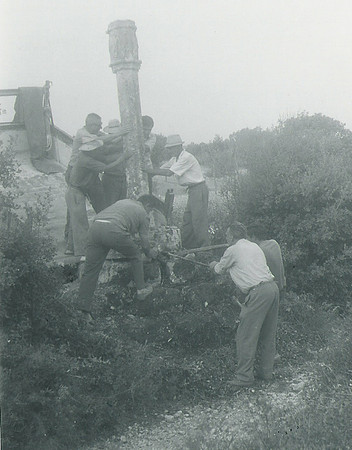 1970 Instalant Creu de  Terrme