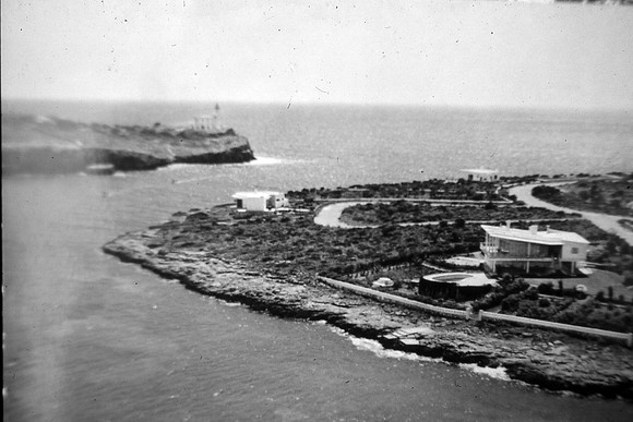 Es Port-1