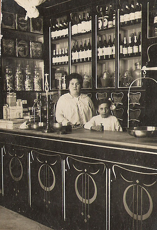 1925 Botigue