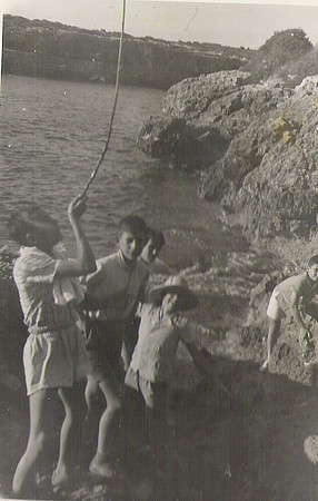 054 1960 E C Sanau