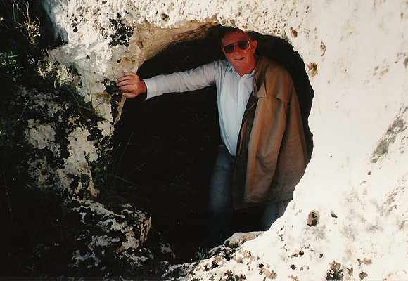 entrada cova prehisstorica