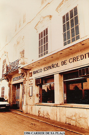 1986c Carrer de sas Plaça