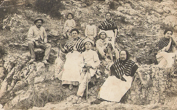 1900 Grup