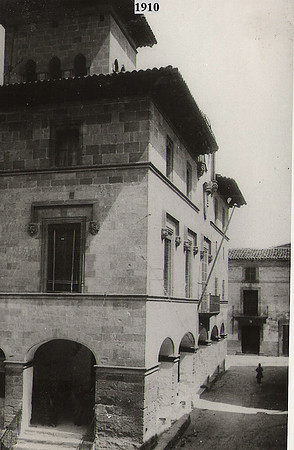 1910c La Sala
