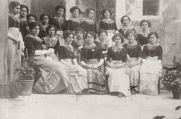 1913 Atlotes per rebre l Infanta