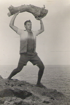 061 1960 E C Sanau