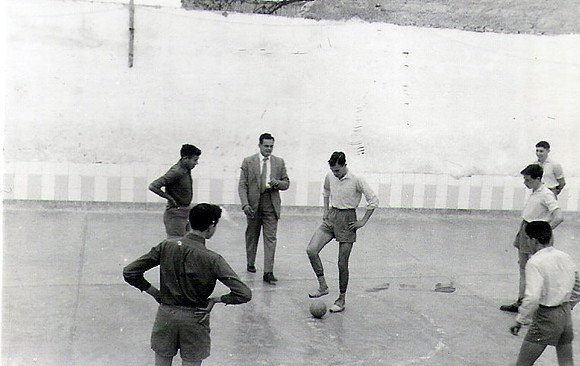 105 1961 Futbol