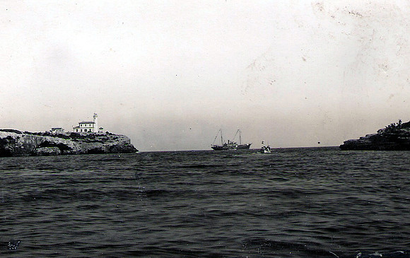 1930 Barco davant sa Boca