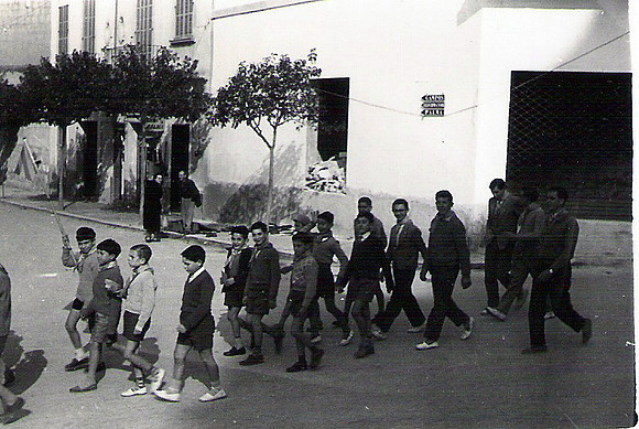008 1960 Excursion San Salvador