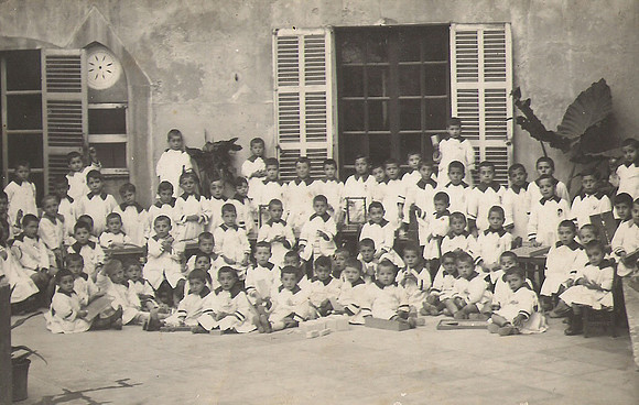 1922 Escola de la Caritat