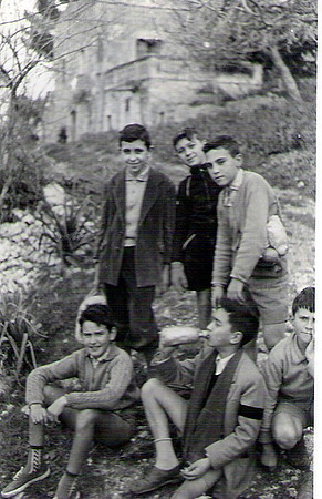002 1960 Ermita Man