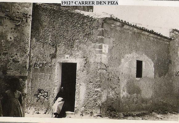 1912 Carrer den Piza